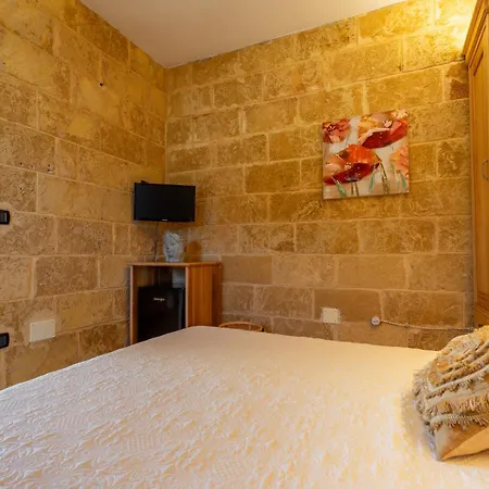 Dimora Soleda * Торре-Сан-Джованни-Удженто